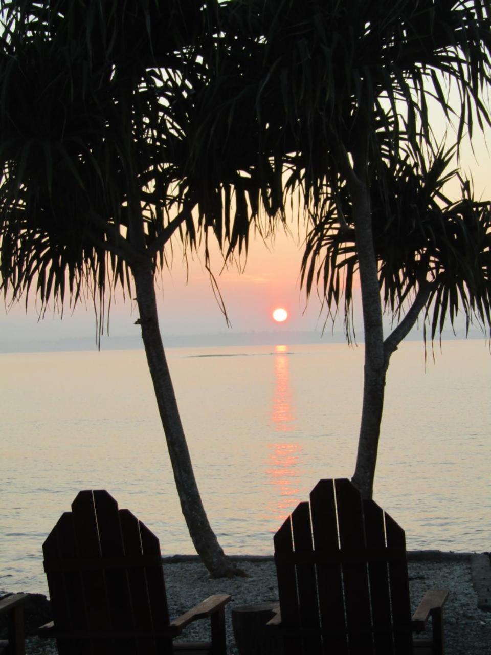 Blue Bay Resort Port Vila Buitenkant foto