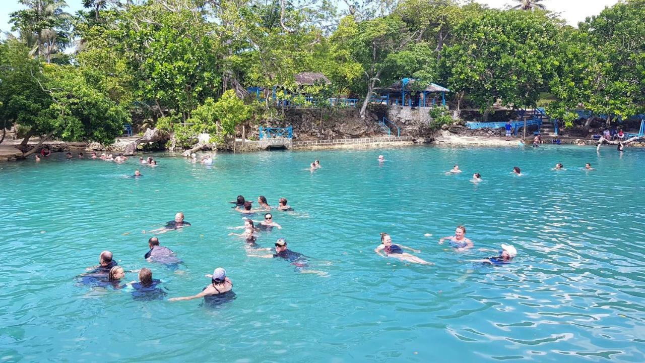 Blue Bay Resort Port Vila Buitenkant foto